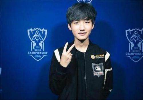 報告：巴薩前鋒在球隊中發揮黏合作用！.