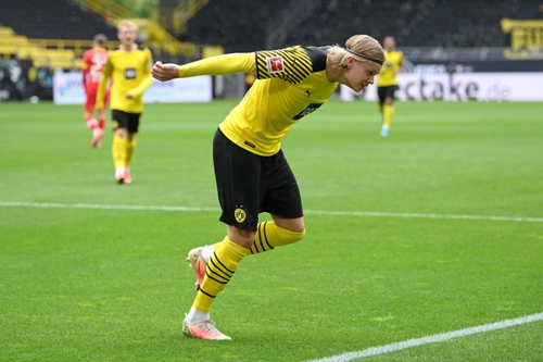 赛季表现并 赛季表现并